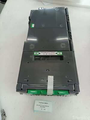 Podwójna kaseta do recyklingu gotówki Hitachi UR-T z automatycznym zliczaniem banknotów i dużą pojemnością gotówki do bankomatu SR7500