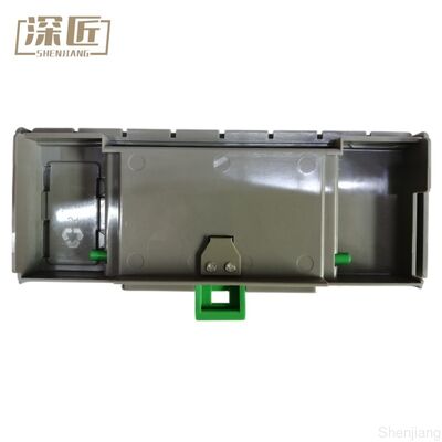 2040000217 NCR Zamknięty zbiornik do czyszczenia pokrywający z blokadą i uchwytem Części maszyny do bankomatu NCR S1 Kaseta odrzucona 4450693308 445-0693308